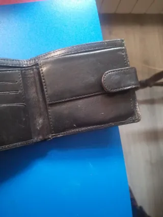 Cartera de piel London negra