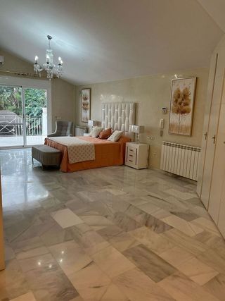 Chalet en alquiler en Elviria en Marbella