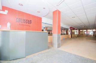 Local comercial en venta en Pajaritos - Plaza de Toros en Granada