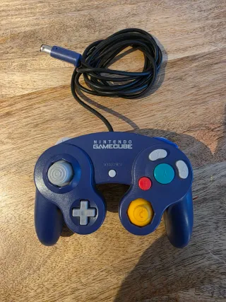 Mando GameCube Violeta Nintendo