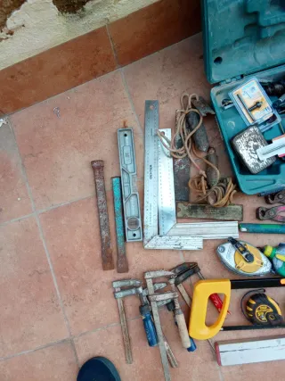 Lote de herramientas de obra
