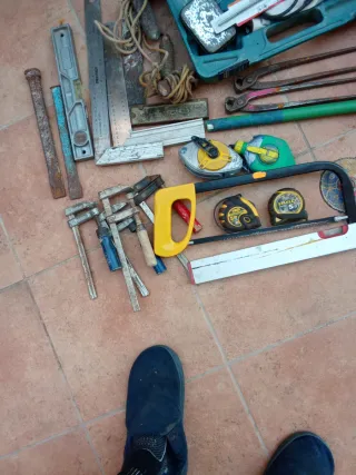 Lote de herramientas de obra