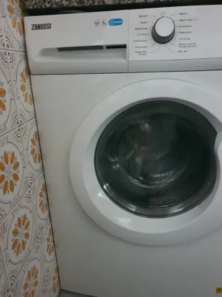 Lavadora Zanussi 1000 rpm