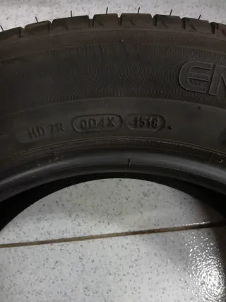 Neumático 205/60R16