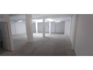 Local comercial en alquiler en Benetússer