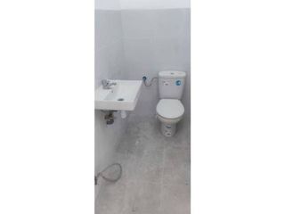 Local comercial en alquiler en Benetússer