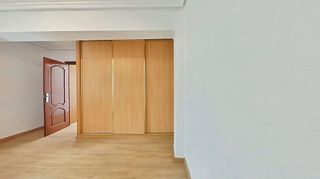 Piso en alquiler en Fonteta de Sant Lluís en Valencia