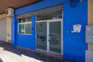 Local comercial en venta en Barrio de Zaidín en Granada