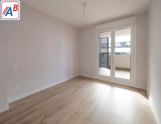 Piso en alquiler en La Paz en Zaragoza