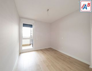 Piso en alquiler en La Paz en Zaragoza