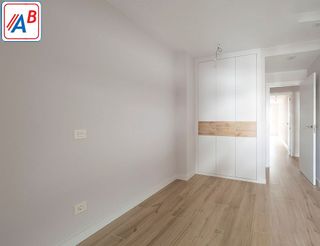 Piso en alquiler en La Paz en Zaragoza