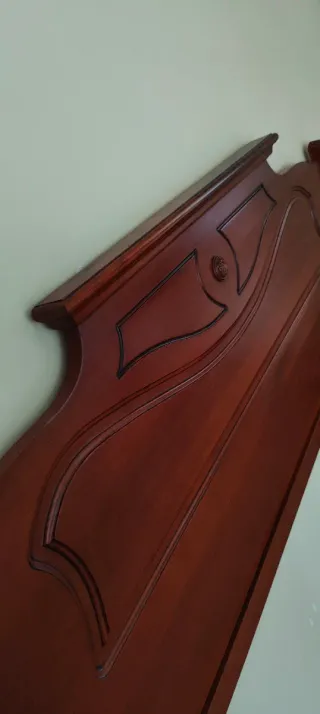 Cabecero de cama de matrimonio de madera