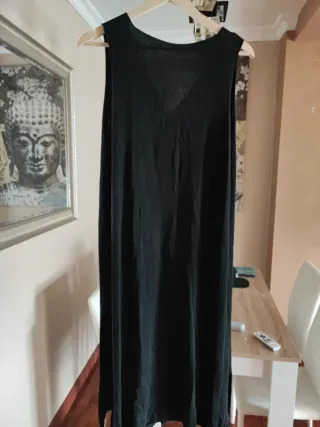 Vestido negro de hilo