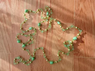 Collar de piedras naturales