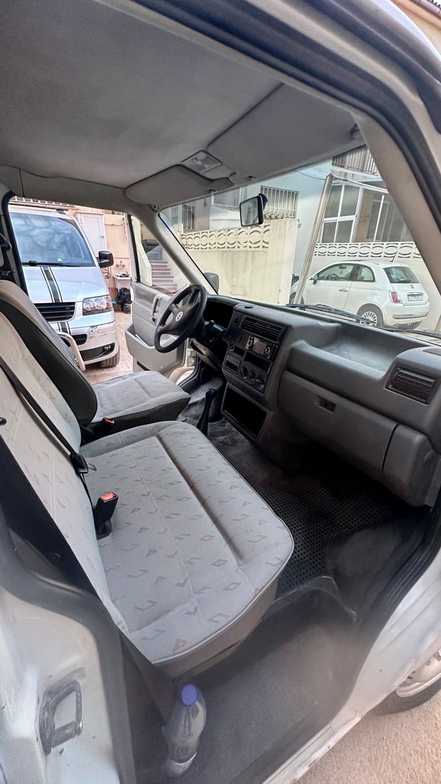 Volkswagen Transporter 2001