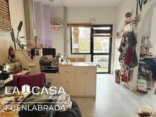 Local comercial en alquiler en Villayuventus-Renfe en Parla