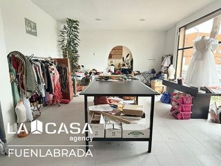 Local comercial en alquiler en Villayuventus-Renfe en Parla