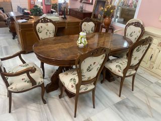 Mesa comedor extensible y 6 sillas tapizadas