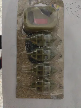 4 cebadores de pesca 15g-35g