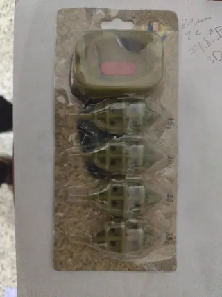 4 cebadores de pesca 15g-35g