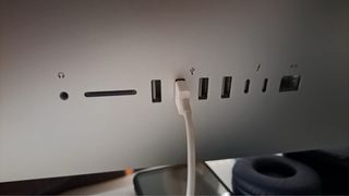 iMac 21.5 4K 8GB RAM 1TB Intel Core i5