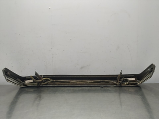 PARAGOLPES DELANTERO VOLKSWAGEN GOLF I (171/173)