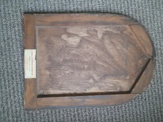 Antigua obra Virgen con Niño sobre tabla