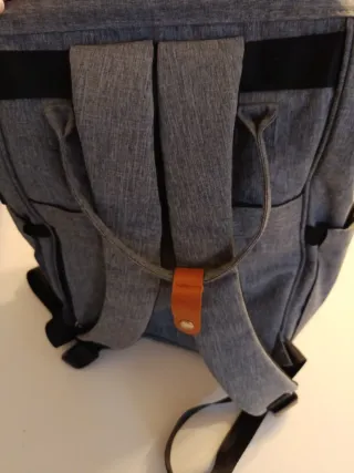 Mochila RBEU para portátil con compartimentos