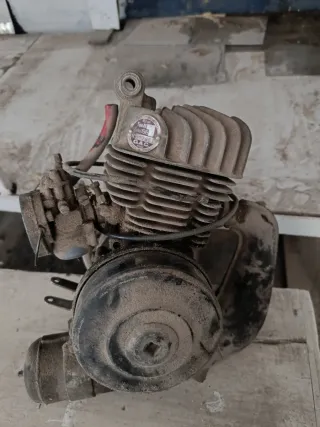 Motor Mobylette Completo con Carburador