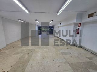 Local comercial en alquiler en La Plana en Esplugues de Llobregat