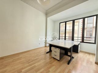 Oficina en alquiler en Sant Francesc en Valencia