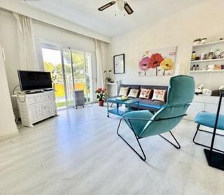 Piso en alquiler en Nueva Andalucía centro en Marbella