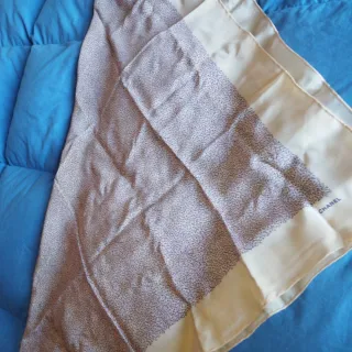 Sciarpa Chanel donna beige e viola