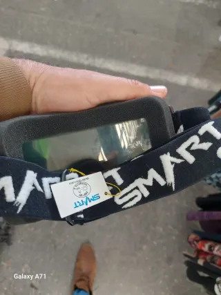 Gafas de nieve naranjas