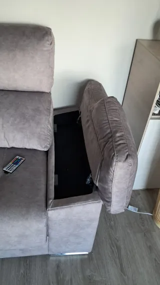 Sofá modular gris de tela