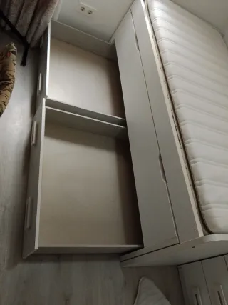 Cama nido con cajonera de madera