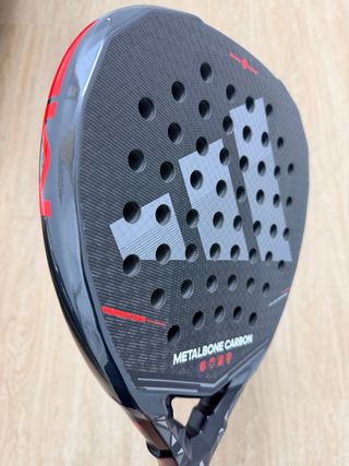 Pala Adidas Metalbone Carbon 2026