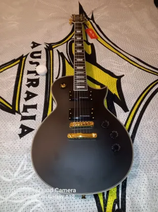 Guitarra Eléctrica Harley Benton SC-1000 SBK Negra