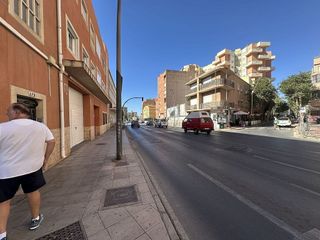 Edificio en venta en Nueva Andalucía en Almería