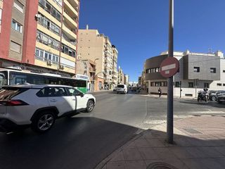Edificio en venta en Nueva Andalucía en Almería