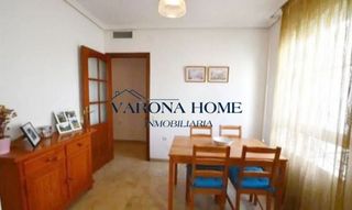 Piso en alquiler en Ciudad Jardín - Zoco en Córdoba