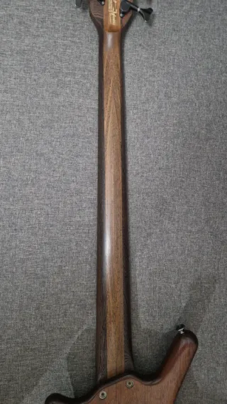 Warwick Thumb Bolt-On Bajo Eléctrico