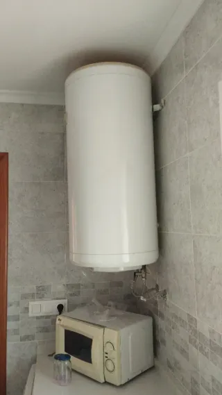 Termo Eléctrico 100L