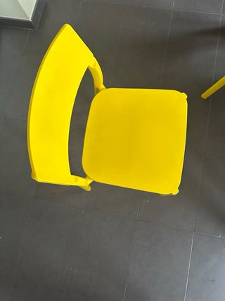 Silla amarilla Ikea