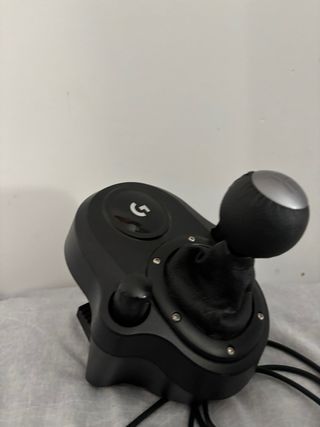 Logitech G29 con Shifter y estructura + PS4