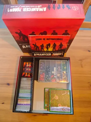 Juego de Mesa Amanecer Zombi