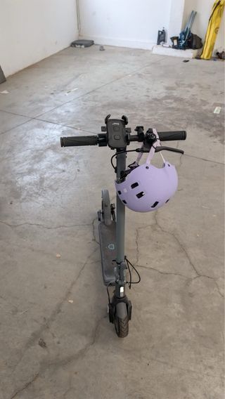 Patinete Eléctrico con Casco y soporte para movil