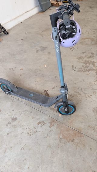 Patinete Eléctrico con Casco y soporte para movil