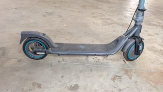 Patinete Eléctrico con Casco y soporte para movil