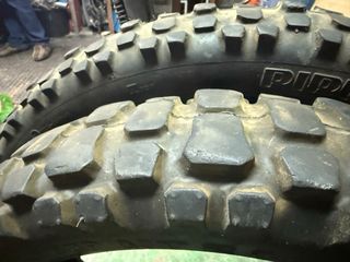 Neumáticos Pirelli  110/80-19